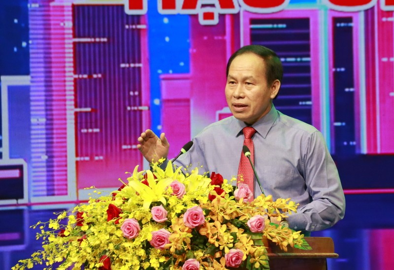  Ông Lê Tiến Châu, Chủ tịch UBND tỉnh Hậu Giang