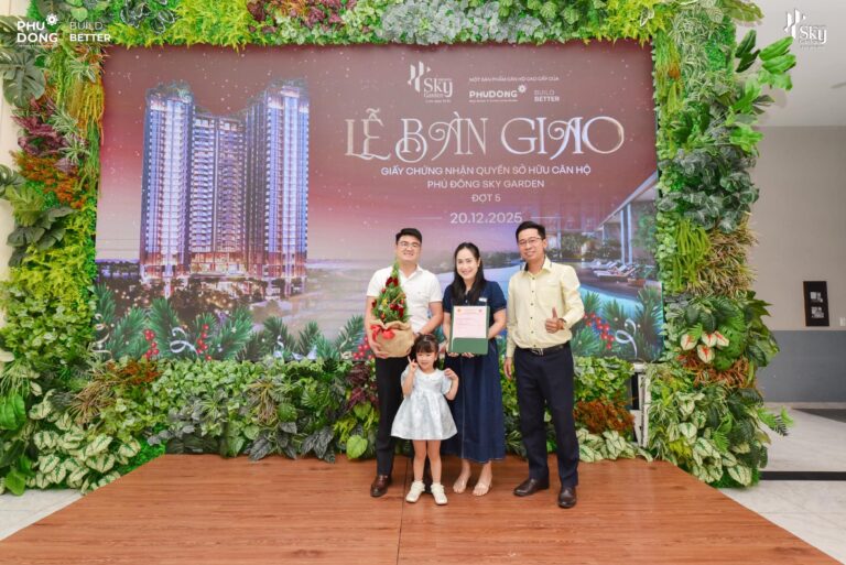 Chúc Mừng Cư Dân Nhận Sổ Hồng Căn Hộ Phú Đông Sky Garden – Đợt 5