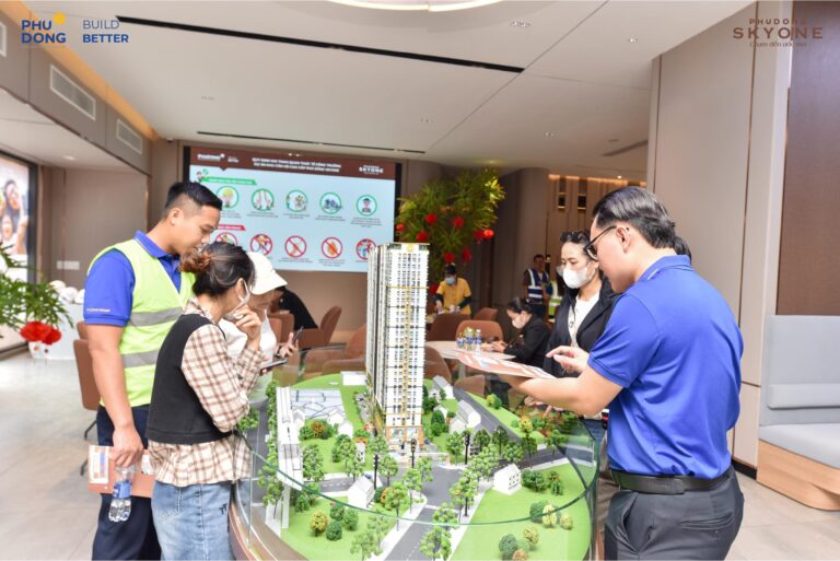 Trải Nghiệm Không Gian Sống Thực Tế Trong Tương Lai Tại Phú Đông SkyOne