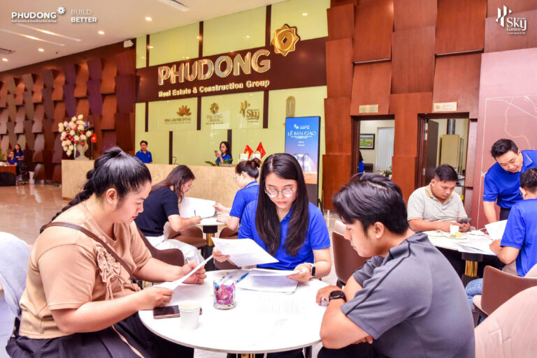 Xin Chúc Mừng Quý Cư Dân Phú Đông Sky Garden Đã Nhận Sổ Hồng Đợt 9